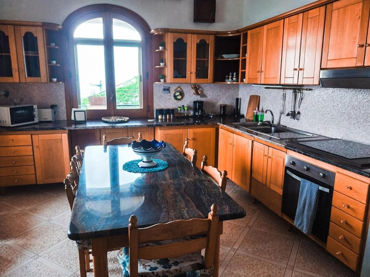 פורורה Villa Le Arcate מראה חיצוני תמונה